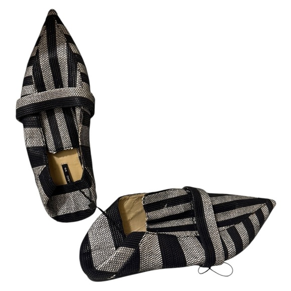 Stylish Black and White Women's Shoes - Picture 12 of 15